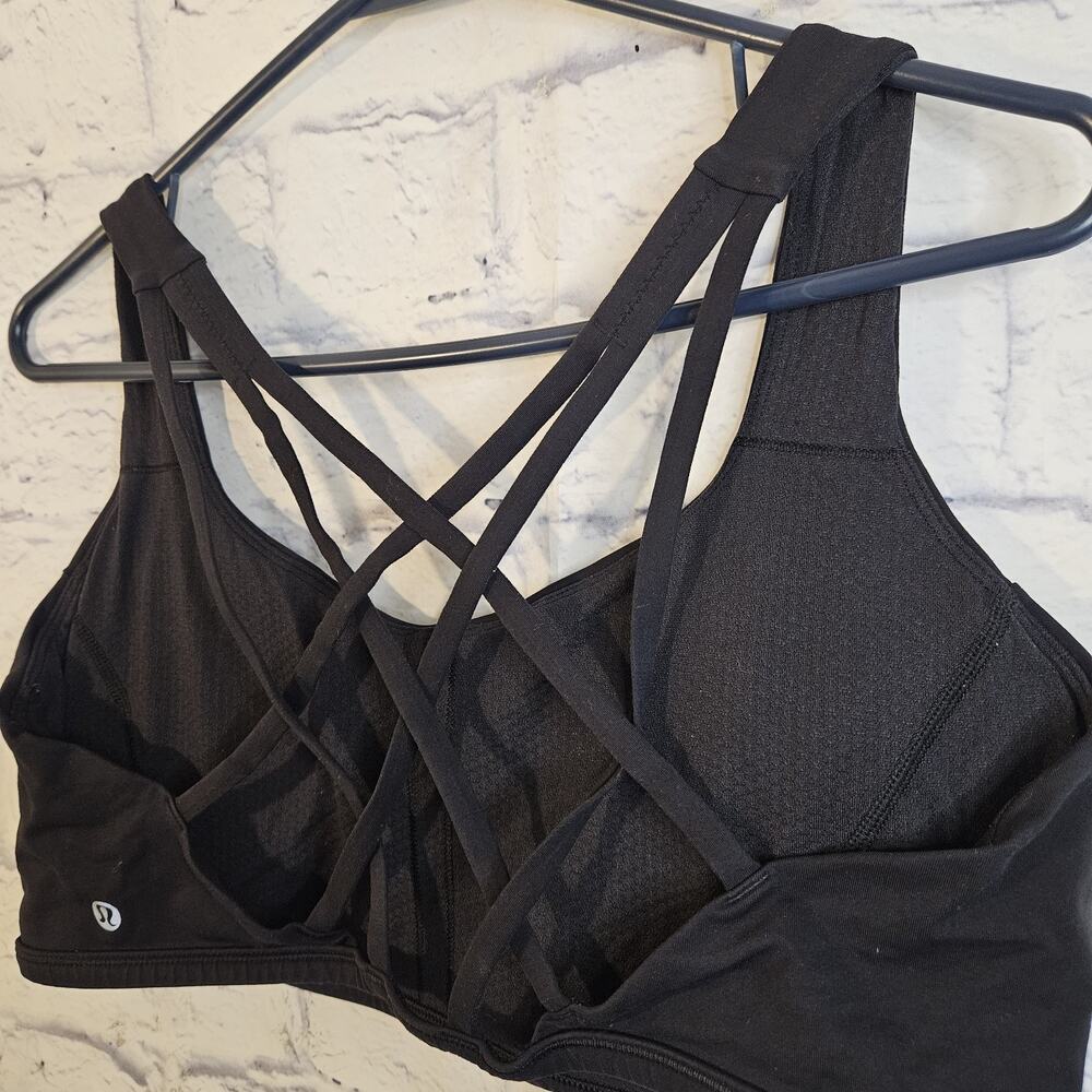 Lululemon Free To Be Serene Bra Black Strappy Criss Cross Back Yoga Size 12 C/D - Picture 4 of 5